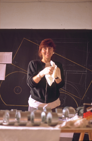 Pattini a rotelle, Nadia Ponci in the studio of Umberto Cavenago at Castello di Rivara in 1989
